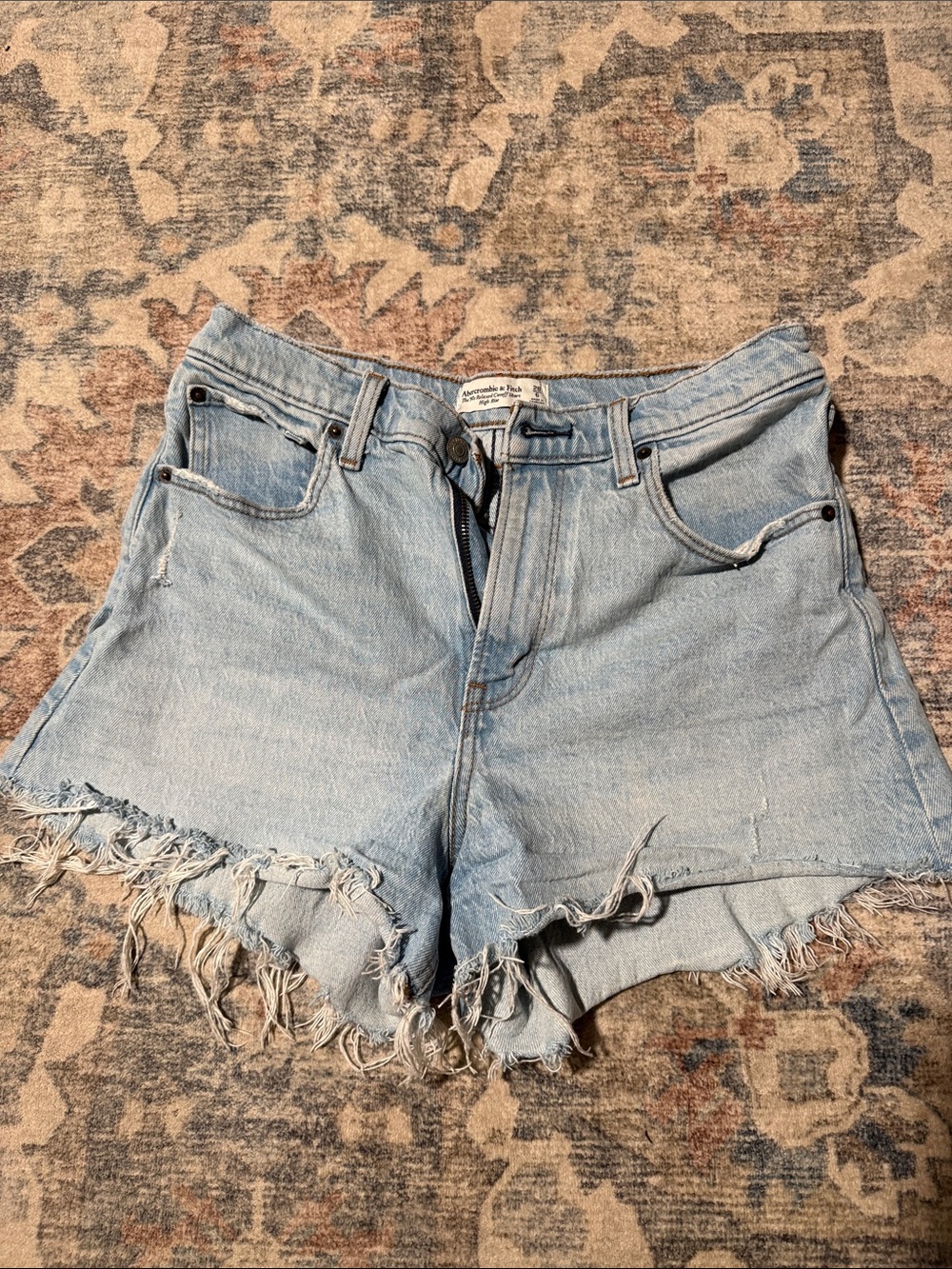 Abercrombie & Fitch Light Wash Frayed Hem Denim Shorts